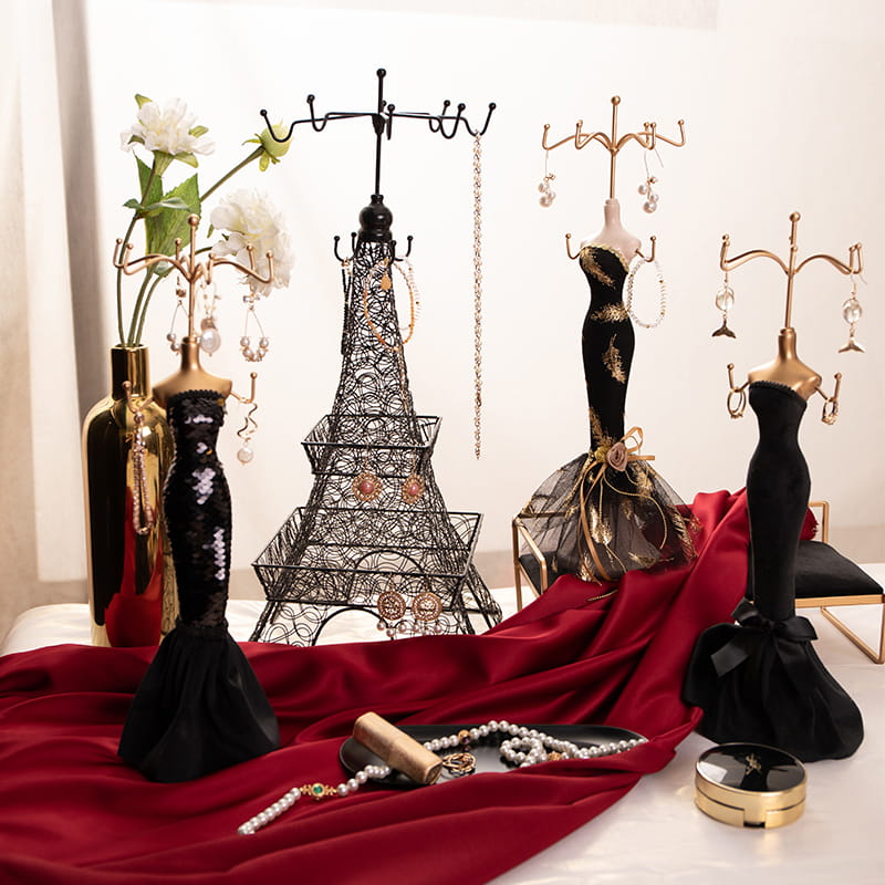 Súprava stojana na vystavenie šperkov pre náhrdelník s náušnicou