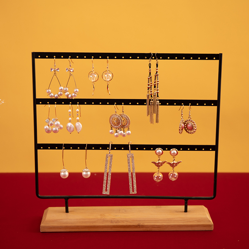 Prispôsobený organizér na šperky Stojan na šperky Kovový organizér na náhrdelníky